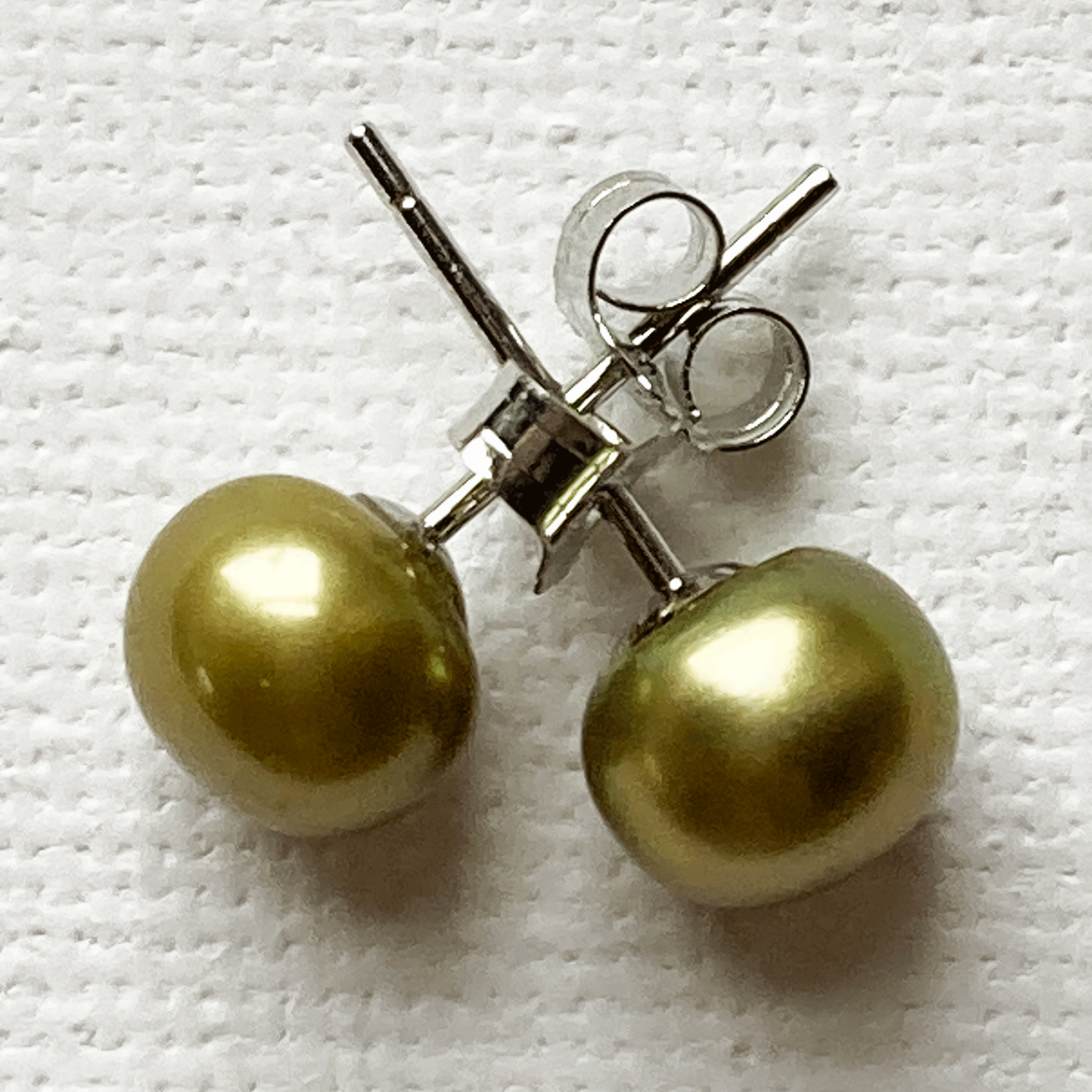 Medium 8mm Sterling Silver Freshwater Pearl Earring Studs - Studio Jewellery - Stud Earrings